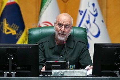 Mohammad Bagher Ghalibaf: Iran mengecam Amerika Serikat lantaran telah melanggar tiga poin tuntutan Teheran untuk mengakhiri perang di hari menyepakati gencatan senjata. (AFP)