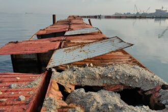 Rongsokan kontainer sebagai menumen raibnya puluhan miliar tanpa tanggungjawab oleh Kepala Badan Pengusahaan Batam.