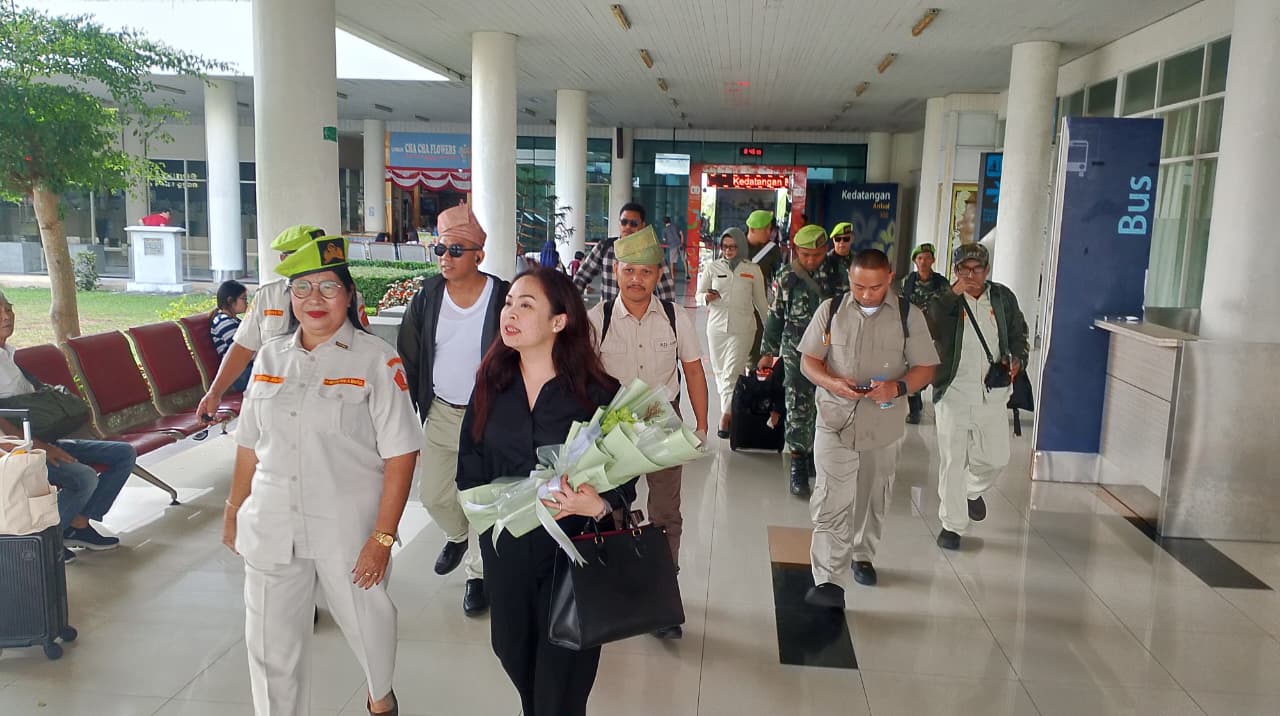 Penyambutan Ketua Umum PP PPM, Patriani Paramita Mulia, setelah mendarat di Bandara Fisabilillah, Tanjungpinang dalam rangka Musda dan Pengukuhan PD PPM Kepri 2026-2031. 