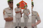 Ketua PD PPM Kepri, Robinson Purba, saat salam komando dengan Ketua Umum PP PPM, Paramita Mulia, S.H., LL.M. usai tiba di Bandar Udara Internasional Raja Haji Fisabilillah, Tanjungpinang, dalam rangka Musda ke-5 dan Pengukuhan Pengurus PPM Kepri, 17 Januari 2026 lalu.
